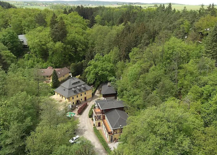 Penzion Spaleny Mlyn Mníšek pod Brdy